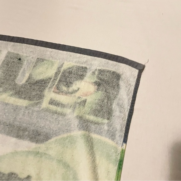 Vintage 2003 Marvel Hulk Beach Towel - Picture 16 of 16